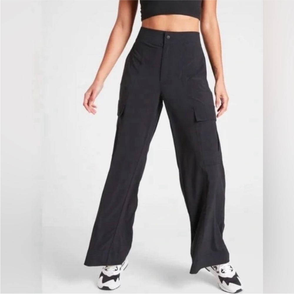 Athleta Chelsea Wide Leg Pants Cargo Utility